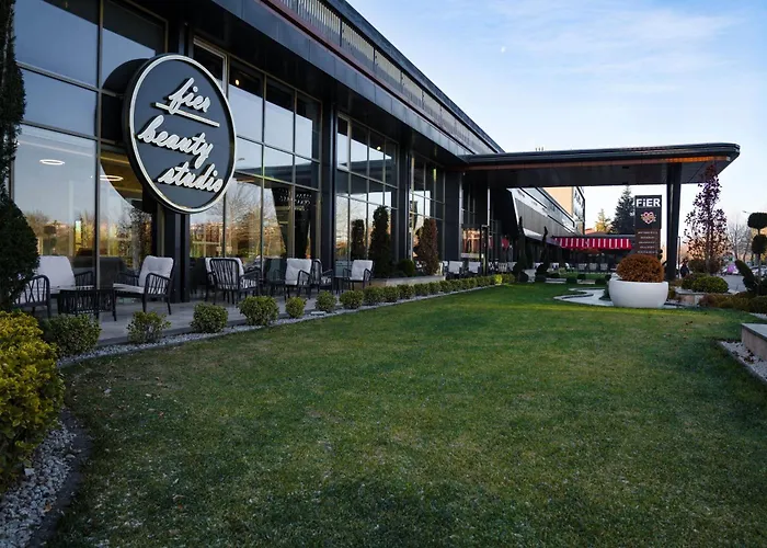 Fier Life Center Otel